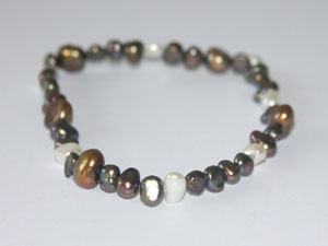 Double Chocolate, armband, 18 cm  i gruppen Armband hos Anna Veronica Design Collection (AR0109-18)