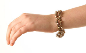 Hot Chocolate, Swirl, armband i gruppen Armband hos Anna Veronica Design Collection (AR0138)