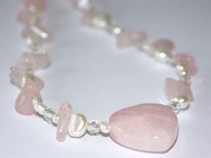 Rose, Sweet, halsband i gruppen Halsband hos Anna Veronica Design Collection (HA0134)