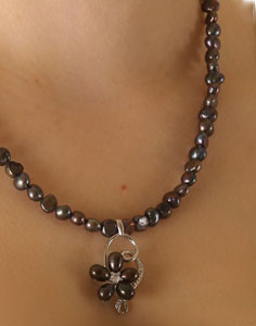 To My Lady, Flower, halsband i gruppen Halsband hos Anna Veronica Design Collection (HAO188)