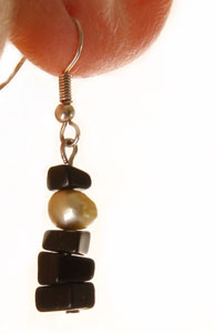 Black Pearl, �rh�nge i gruppen �rh�ngen hos Anna Veronica Design Collection (OR0107)