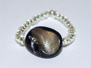 Black Pearl, ring i gruppen Ringar hos Anna Veronica Design Collection (RI0100)