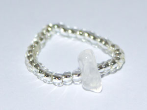 Crystal Pearl, ring i gruppen Ringar hos Anna Veronica Design Collection (RI0101)