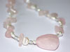 Rose, Sweet, halsband